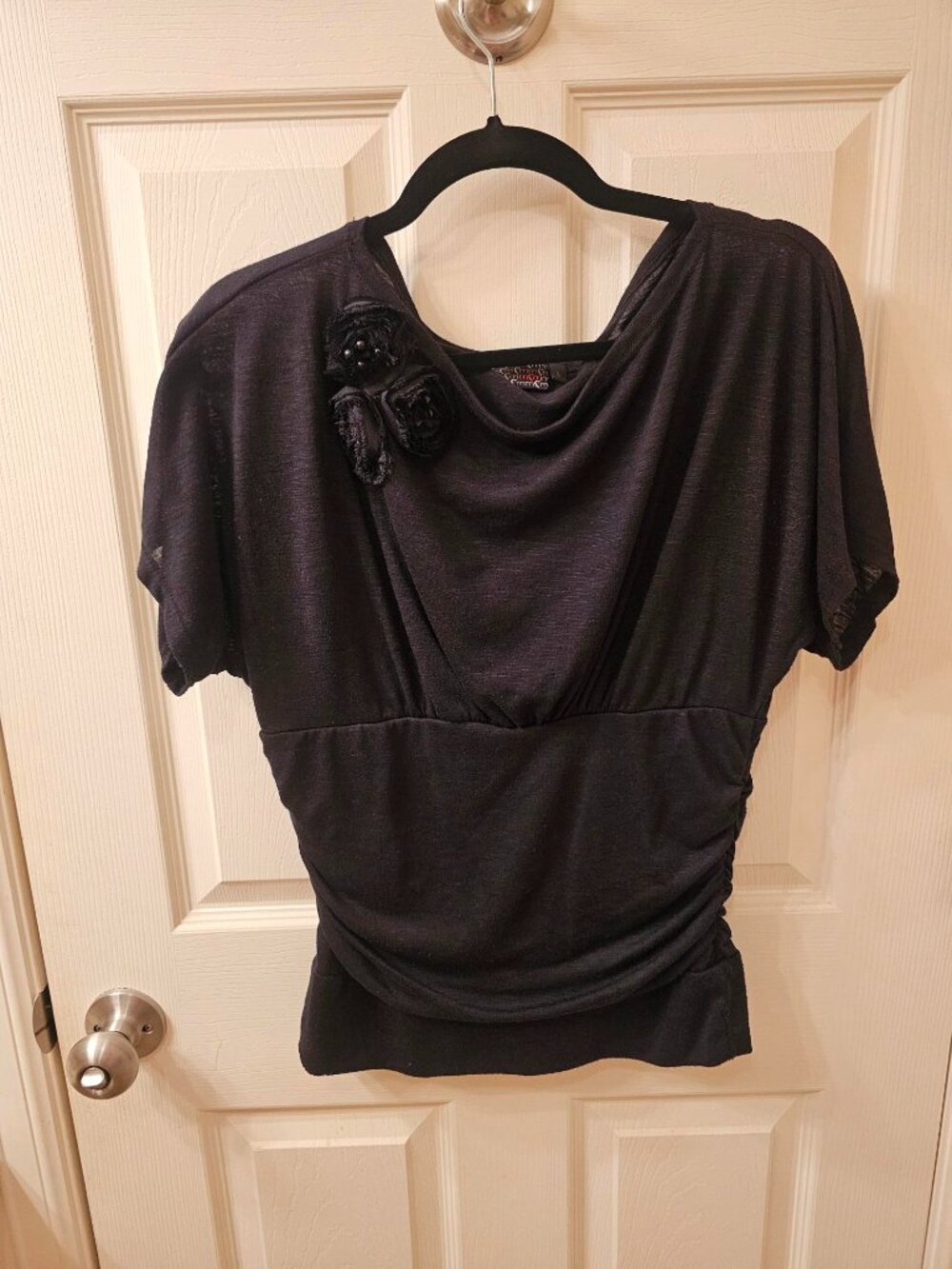 mmCmmCmm Large Black Blouse